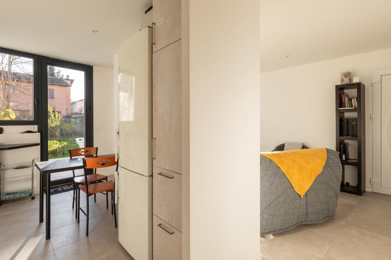 Dify Stoppa - Lyon Parilly Venissieux Exterior photo